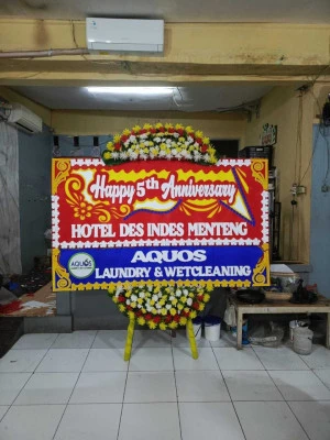 Papan Bunga di Panunggangan Timur