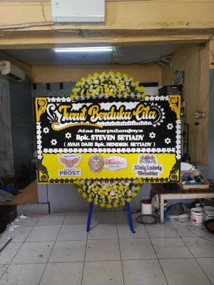 Papan Bunga di Panunggangan Timur